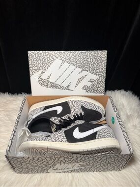 Nike Air Jordan 1 Retro Low OG 'Black Cement' CZ0775-001 Women’s Size 9